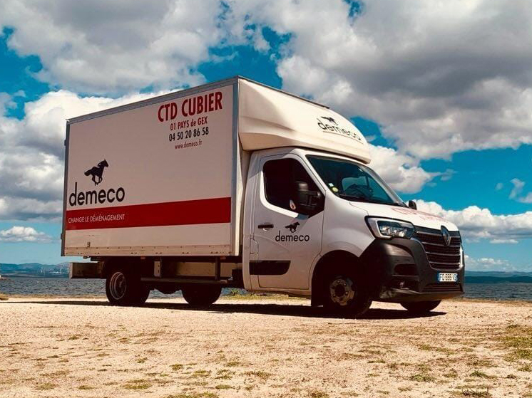 Camion de déménagement Déméco